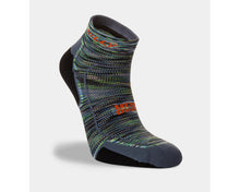 Load image into Gallery viewer, Hilly Active Quarter Min